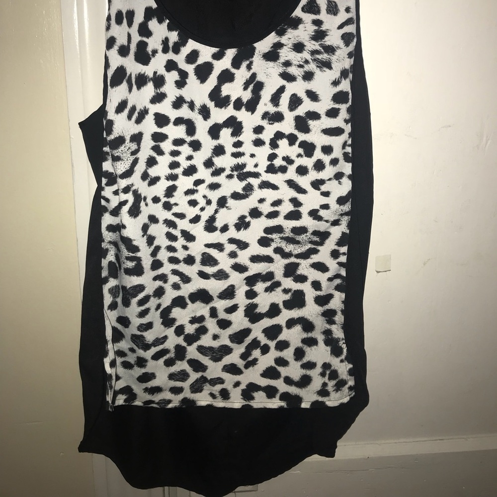 H&M black and white leopard print tank top